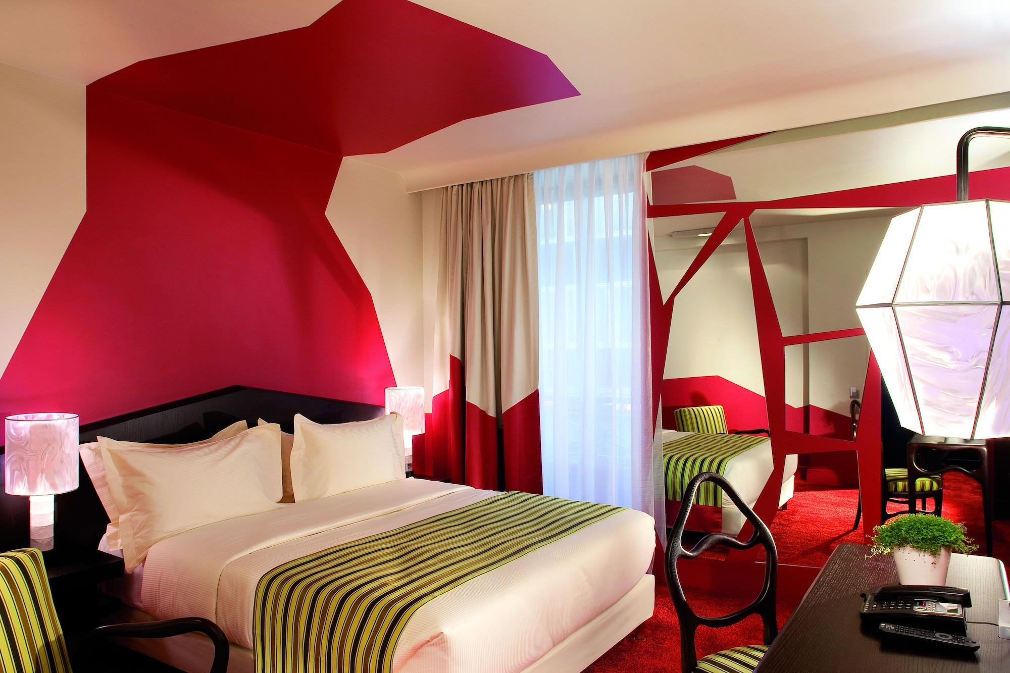 Cristal Champs Elysees Hotel 4*